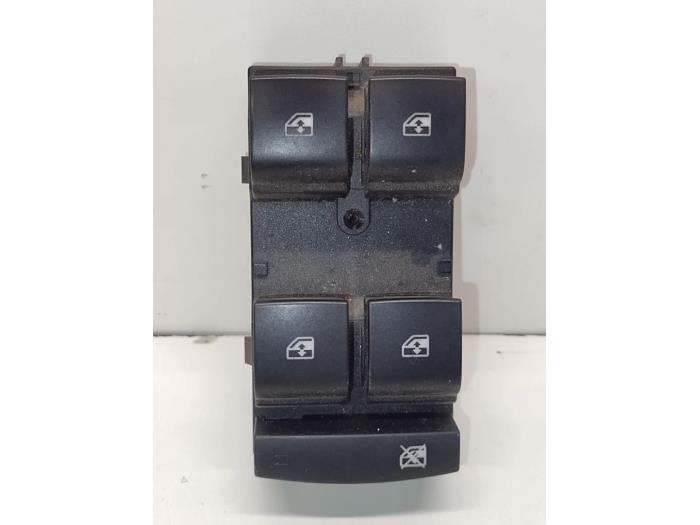 Usados Interruptor de ventanilla eléctrica Opel Astra J (PC6/PD6/PE6/PF6) 1.4 16V ecoFLEX Precio € 15,00 Norma de margen ofrecido por Hans Auto Onderdelen