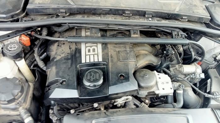 Usagé Faux châssis BMW 3 serie Touring (E91) 318i 16V Prix € 50,00 Règlement à la marge proposé par Hans Auto Onderdelen