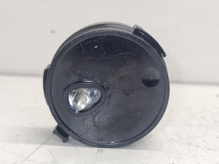 Begagnade Regnsensor Mercedes B (W245) 2.0 B-200 16V Pris € 15,00 Marginaltabell erbjuds av Hans Auto Onderdelen