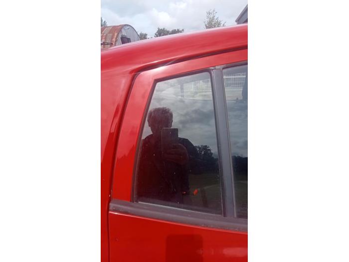 Usados Ventanilla triangular derecha detrás Kia Picanto (BA) 1.0 12V Precio € 25,00 Norma de margen ofrecido por Hans Auto Onderdelen