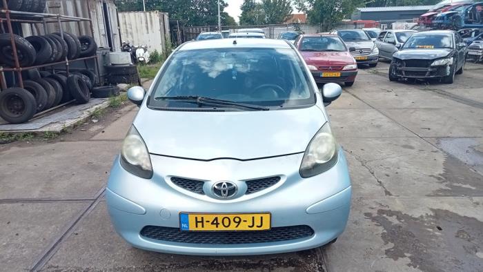Usagé Servo frein Toyota Aygo (B10) 1.0 12V VVT-i Prix € 40,00 Règlement à la marge proposé par Hans Auto Onderdelen