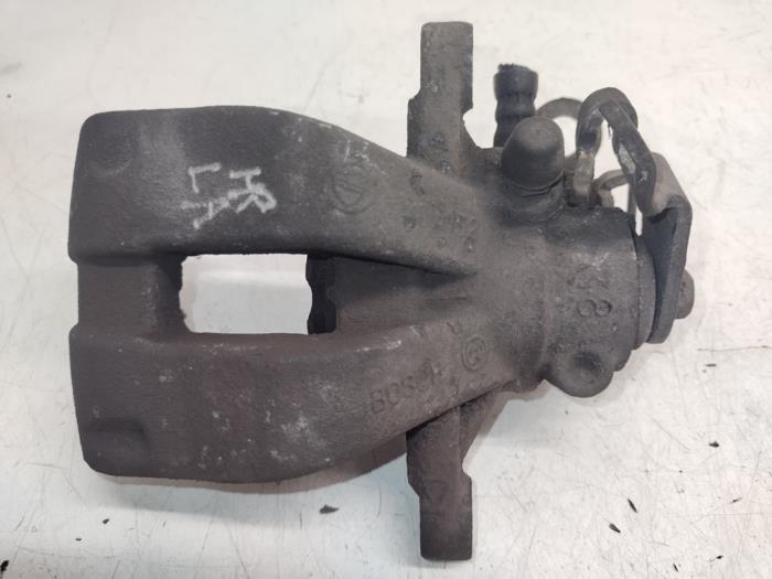 Gebrauchte Bremszange links hinten Fiat Bravo (198A) 1.4 16V Preis € 35,00 Margenregelung angeboten von Hans Auto Onderdelen