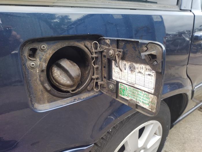 Gebruikte Zbiornik Volvo V70 (GW/LW/LZ) 2.4 20V 140 Prijs € 50,00 Margeregeling aangeboden door Hans Auto Onderdelen