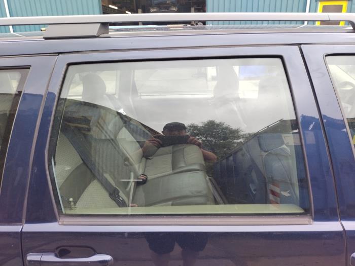 Usados Ventanilla de puerta de 4 puertas derecha detrás Volvo V70 (GW/LW/LZ) 2.4 20V 140 Precio € 35,00 Norma de margen ofrecido por Hans Auto Onderdelen