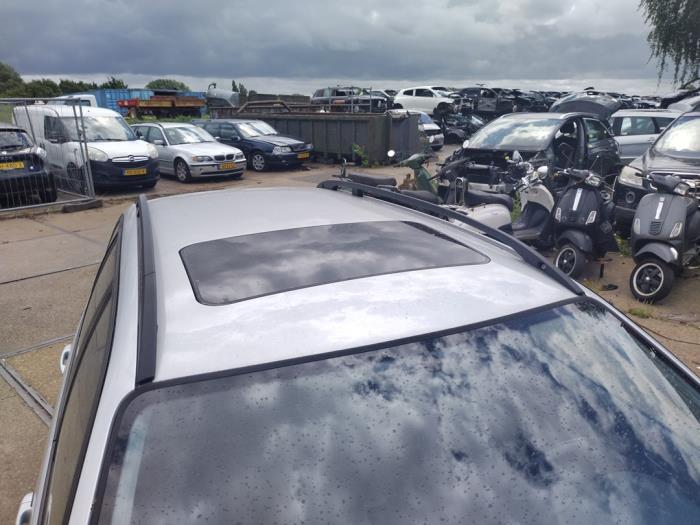 Używane Prety dachowe bagazowe BMW 3 serie Touring (E46/3) 318i 16V Cena € 75,00 Procedura marży oferowane przez Hans Auto Onderdelen