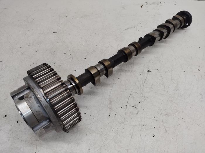 Usagé Arbre à cames Ford Focus 3 Wagon 1.6 SCTi 16V Prix € 100,00 Règlement à la marge proposé par Hans Auto Onderdelen