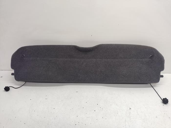Parcel shelf