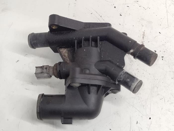Begagnade Termostathus Ford Focus 3 Wagon 1.0 Ti-VCT EcoBoost 12V 100 Pris € 22,50 Marginaltabell erbjuds av Hans Auto Onderdelen