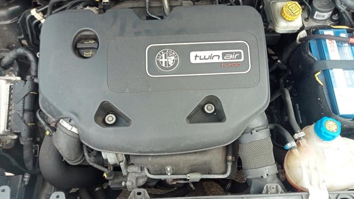 Używane Glowica cylindra Alfa Romeo MiTo (955) 0.9 TwinAir Cena € 200,00 Procedura marży oferowane przez Hans Auto Onderdelen