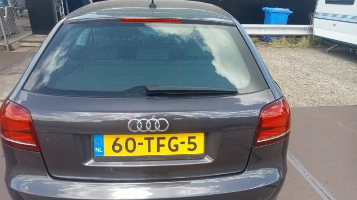 Begagnade Baklucka Audi A3 (8P1) 1.2 TFSI Pris € 90,00 Marginaltabell erbjuds av Hans Auto Onderdelen