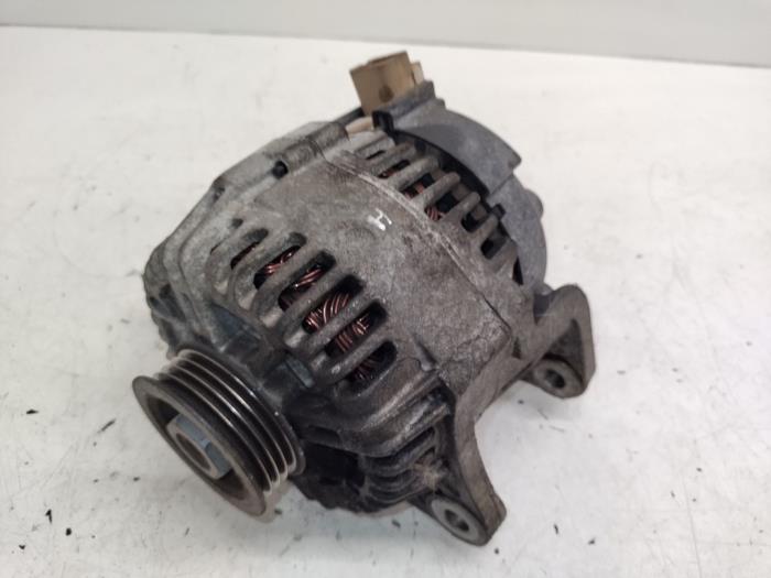 Gebrauchte Dynamo Nissan Micra (K12) 1.2 16V Preis € 25,00 Margenregelung angeboten von Hans Auto Onderdelen