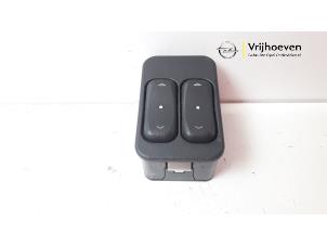 Used Electric window switch Opel Meriva 1.4 16V Twinport Price € 10,00 Margin scheme offered by Autodemontage Vrijhoeven B.V.