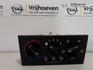 Używane Panel sterowania nagrzewnicy Opel Meriva 1.4 16V Twinport Cena € 15,00 Procedura marży oferowane przez Autodemontage Vrijhoeven B.V.