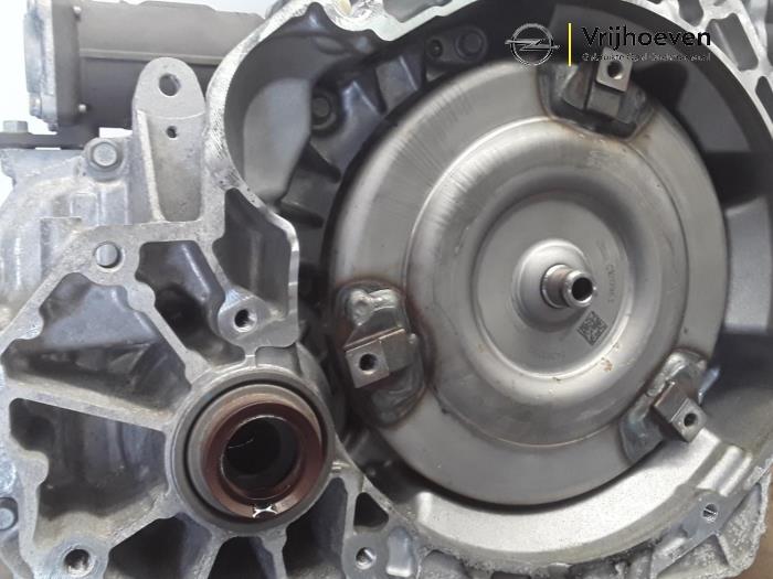 Getriebe van een Opel Astra K 1.4 Turbo 16V 2016