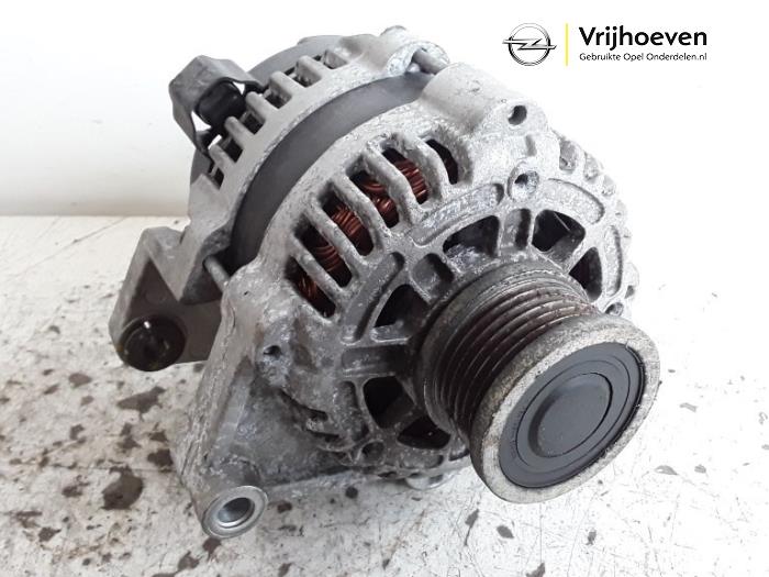 Begagnade Dynamo Opel Adam 1.2 16V Pris € 30,00 Marginaltabell erbjuds av Autodemontage Vrijhoeven B.V.
