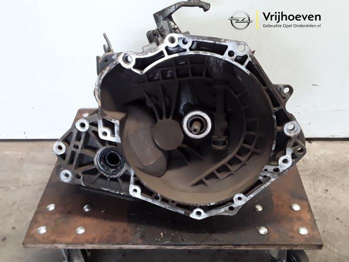 Getriebe Opel Agila (A), 2000 / 2007 1.2 16V Twin Port, MPV, Benzin, 1.229cc, 59kW (80pk), FWD, Z12XEP; EURO4, 2004-07 / 2007-12 (Gebraucht)