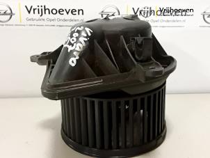 Usados Motor de ventilador de calefactor Opel Vivaro Precio € 35,00 Norma de margen ofrecido por Autodemontage Vrijhoeven B.V.