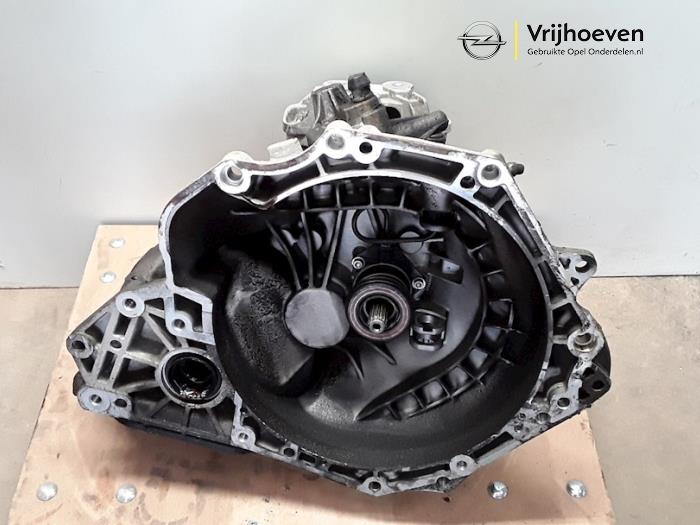 Getriebe Opel Tigra Twin Top, 2004 / 2010 1.4 16V, Cabrio, Benzin, 1.364cc, 66kW (90pk), FWD, Z14XEP; EURO4, 2004-06 / 2010-12 (Gebraucht)