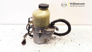Used Power steering pump Opel Zafira (M75) 1.6 16V Price € 125,00 Margin scheme offered by Autodemontage Vrijhoeven B.V.