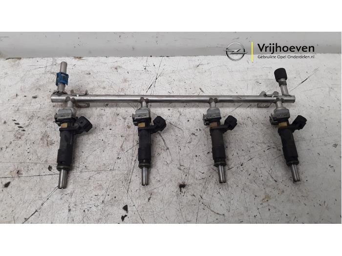 Usagé Système d'injection Opel Astra H (L48) 1.8 16V Prix € 75,00 Règlement à la marge proposé par Autodemontage Vrijhoeven B.V.