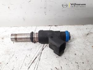 Used Injector (petrol injection) Opel Astra Price € 20,00 Margin scheme offered by Autodemontage Vrijhoeven B.V.