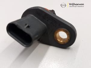 Used Camshaft sensor Opel Zafira Tourer (P12) 1.8 16V Ecotec Price € 15,00 Margin scheme offered by Autodemontage Vrijhoeven B.V.