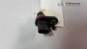 Kamaxelsensor från en Opel Zafira Tourer (P12) 1.8 16V Ecotec 2012