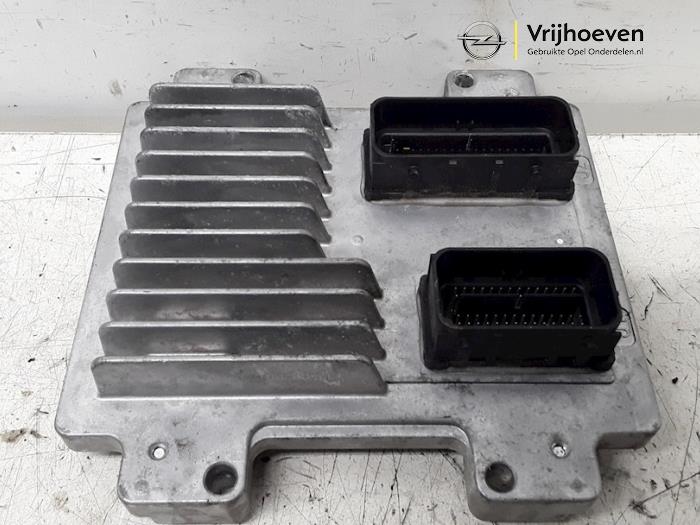 Used Engine management computer Opel Corsa E 1.4 16V Price € 100,00 Margin scheme offered by Autodemontage Vrijhoeven B.V.