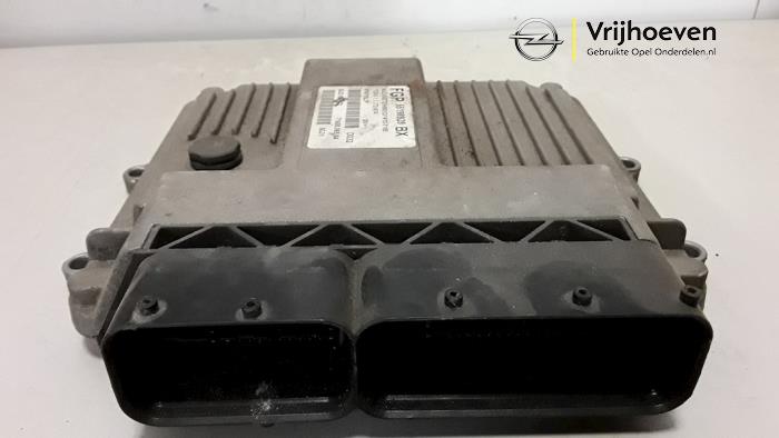 Engine management computer from a Opel Tigra Twin Top 1.3 CDTi 16V 2007
