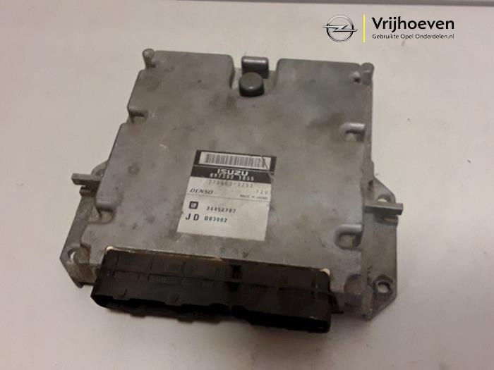 Used Engine management computer Opel Vectra C GTS 3.0 CDTI V6 24V Price € 75,00 Margin scheme offered by Autodemontage Vrijhoeven B.V.