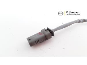 Lambda probe from a Opel Corsa E 1.0 SIDI Turbo 12V 2014