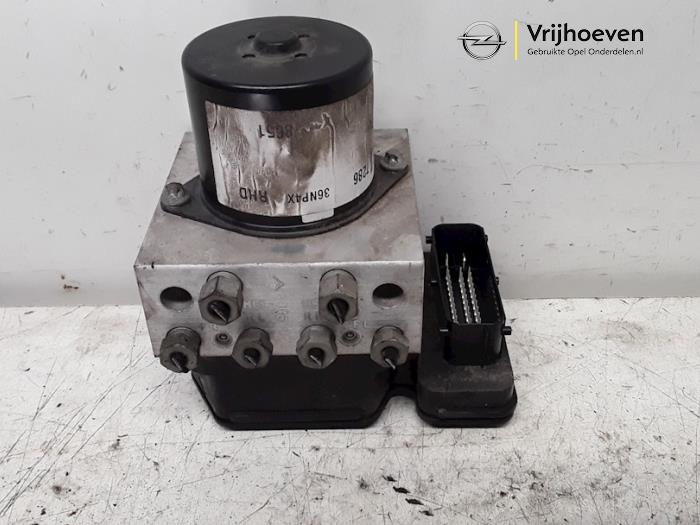 Usados Bomba ABS Opel Insignia 2.0 CDTI 16V 130 Ecotec Precio € 40,00 Norma de margen ofrecido por Autodemontage Vrijhoeven B.V.