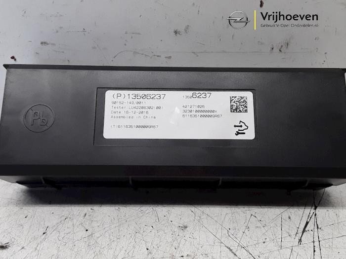Używane Modul climatronic Opel Mokka X 1.6 16V Cena € 20,00 Procedura marży oferowane przez Autodemontage Vrijhoeven B.V.