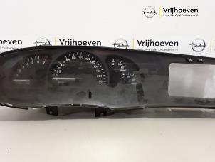 Used Instrument panel Opel Vectra Price € 40,00 Margin scheme offered by Autodemontage Vrijhoeven B.V.