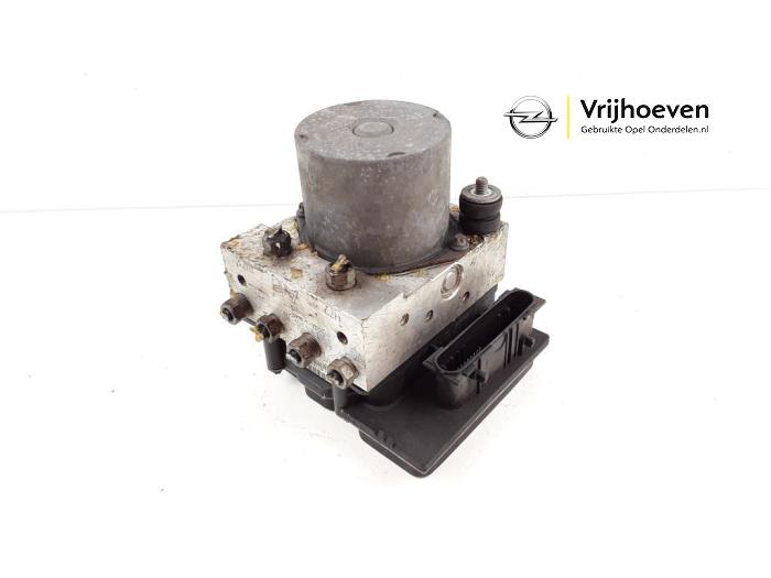 Usagé Bloc ABS Opel Corsa D 1.6i OPC 16V Turbo Prix € 200,00 Règlement à la marge proposé par Autodemontage Vrijhoeven B.V.
