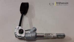 Used Seatbelt tensioner, right Opel Corsa D 1.4 16V Twinport Price € 30,00 Margin scheme offered by Autodemontage Vrijhoeven B.V.