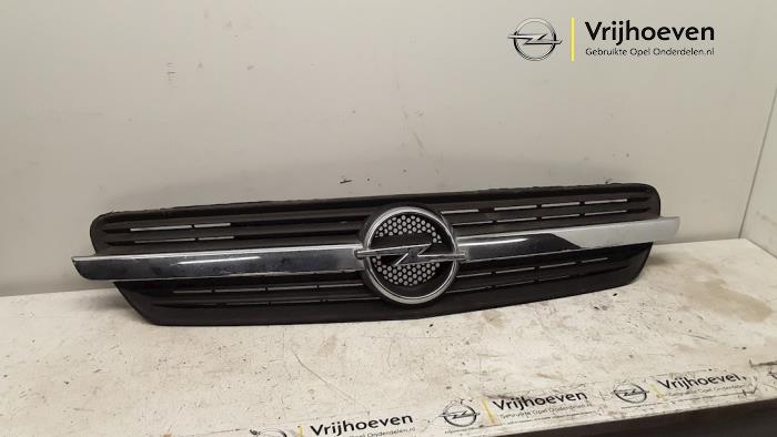 Begagnade Grill Opel Meriva (A) 1.6 16V Pris € 20,00 Marginaltabell erbjuds av Autodemontage Vrijhoeven B.V.