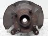 Knuckle, front left from a Opel Agila (A), 2000 / 2007 1.0 12V, MPV, Petrol, 973cc, 43kW (58pk), FWD, Z10XE; EURO4, 2000-09 / 2007-12 2004