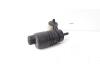 Windscreen washer pump from a Opel Astra 2006