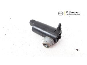 Used Windscreen washer pump Opel Agila (B) 1.2 16V Price € 10,00 Margin scheme offered by Autodemontage Vrijhoeven B.V.