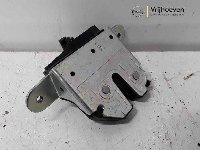 Tailgate lock mechanism Opel Meriva 1.4 Turbo 16V Ecotec 13317445