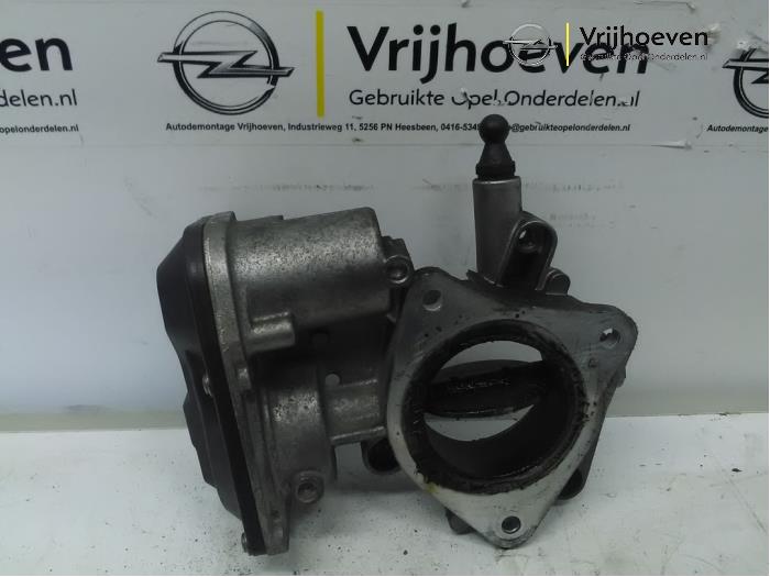 Throttle body from a Opel Insignia 2.0 CDTI 16V 160 Ecotec 2010