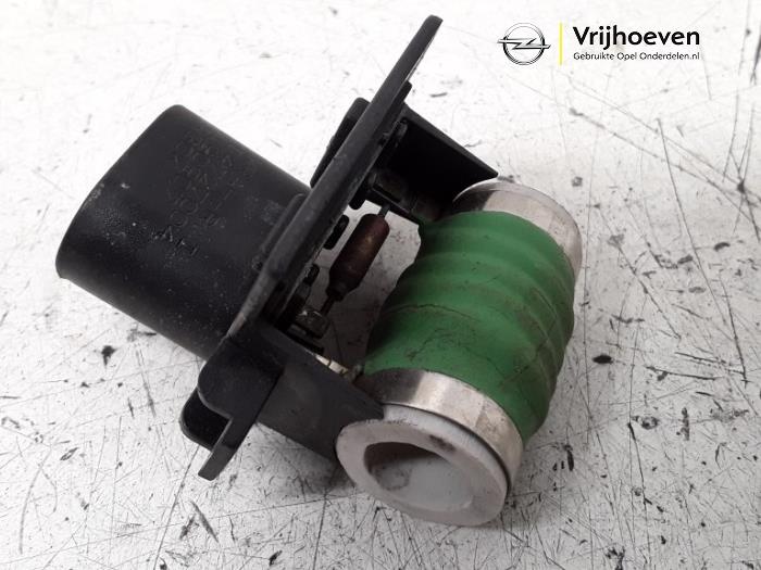 Opel Corsa Cooling fan resistors stock