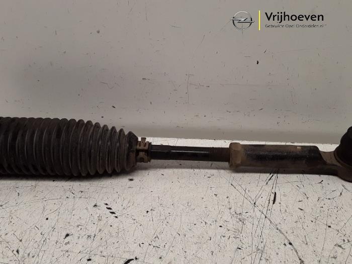 Tie rod, right from a Opel Astra 2012