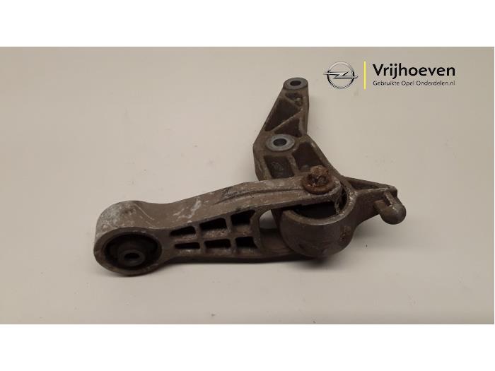 Engine mount from a Opel Corsa C (F08/68) 1.2 16V 2001