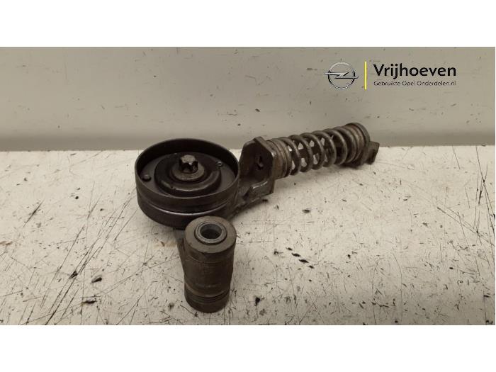 Usados Tensor correa múltiple Opel Astra J GTC (PD2/PF2) 1.4 Turbo 16V ecoFLEX 120 Precio € 20,00 Norma de margen ofrecido por Autodemontage Vrijhoeven B.V.