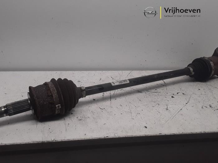 Gebrauchte Antriebswelle links hinten Opel Mokka/Mokka X 1.4 Turbo 16V 4x4 Preis € 90,00 Margenregelung angeboten von Autodemontage Vrijhoeven B.V.
