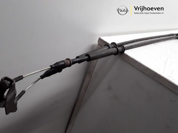 Parking brake cable from a Opel Astra 2001