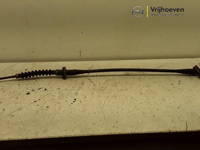 Clutch cable from a Opel Agila (A) 1.2 16V 2001