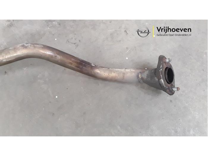 Exhaust middle silencer from a Opel Agila (B) 1.2 16V 2011